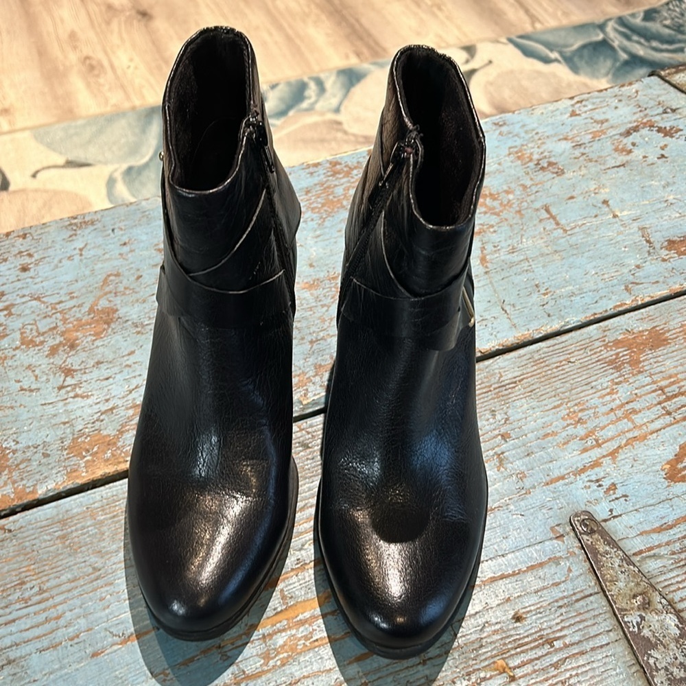 b.o.c born Black richardson double zipper ankle boot 9.5 Leather Buckle Strap - Picture 3 of 8